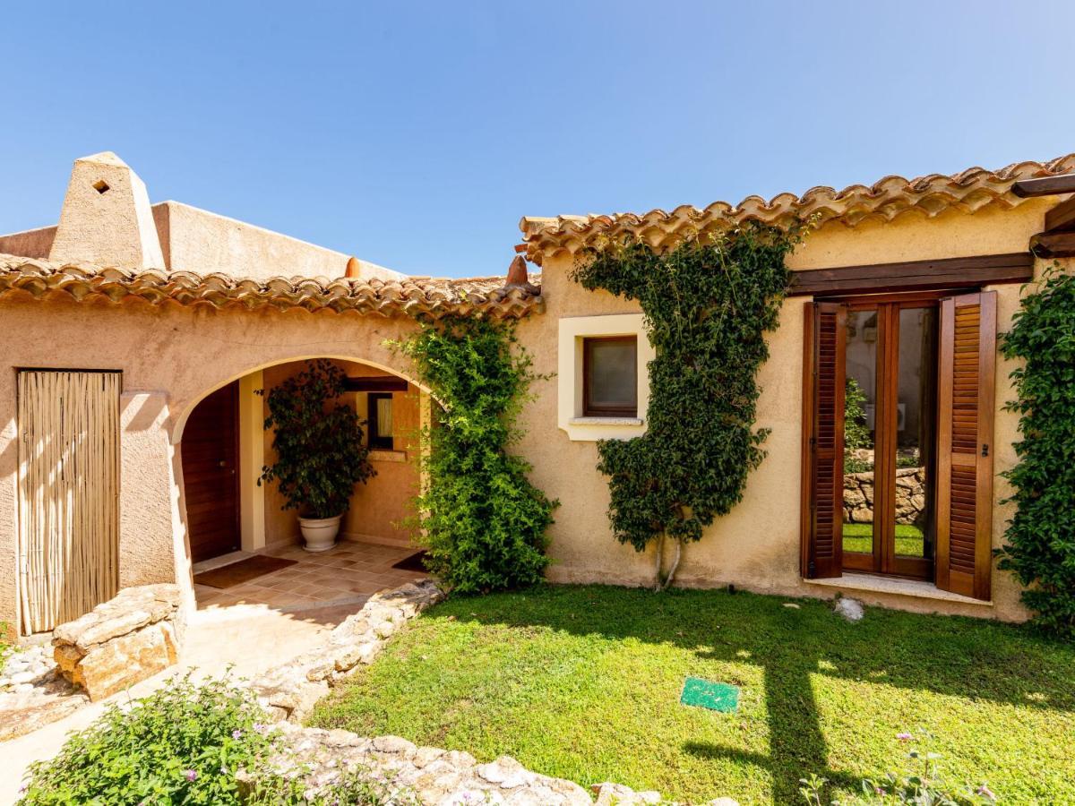 Holiday Home Corbezzolo 8 - Vista Village By Interhome Porto San Paolo  Exteriér fotografie